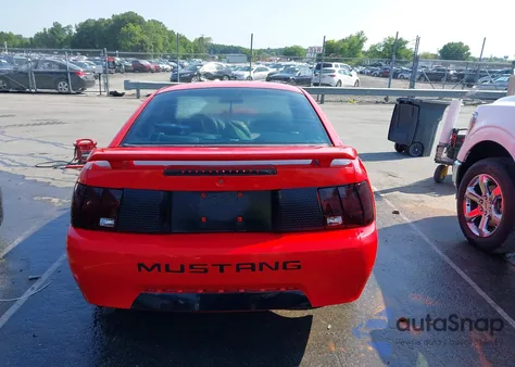 2004 Ford Mustang z USA, uszkodzony, nr VIN 1FAFP406X4S174247